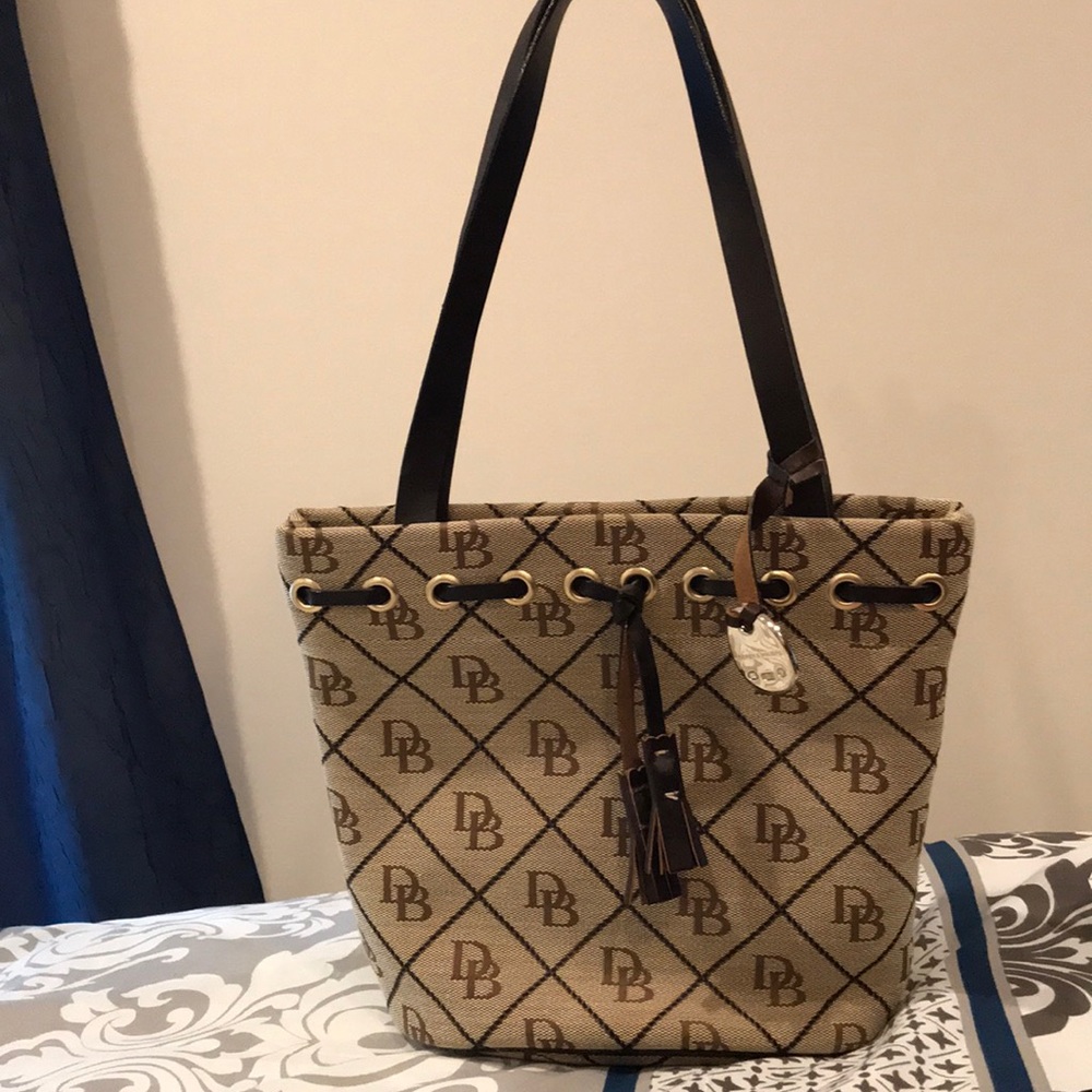 Dooney&Bourke Purse